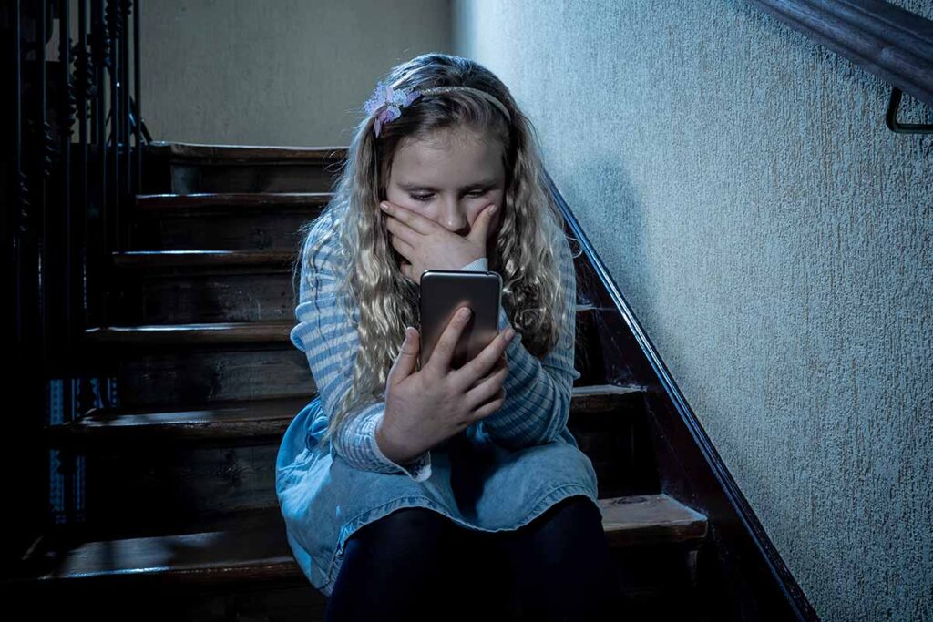 10 Tips: Protecting Your Children From Online Predators